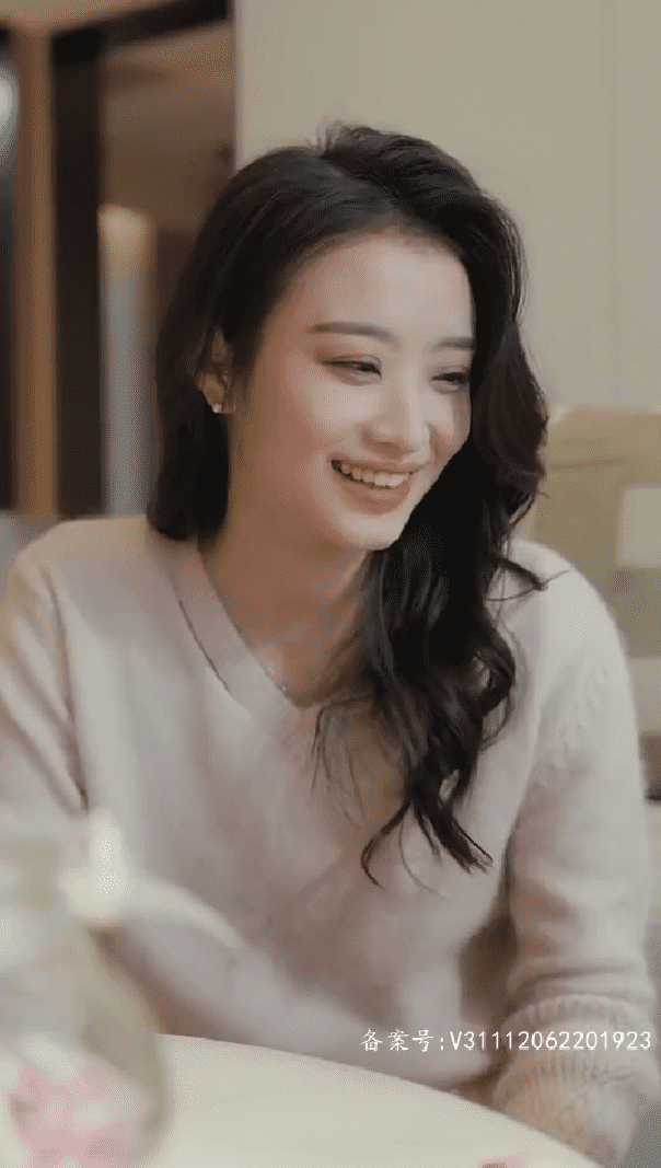 总裁夫人你别跑 第01集